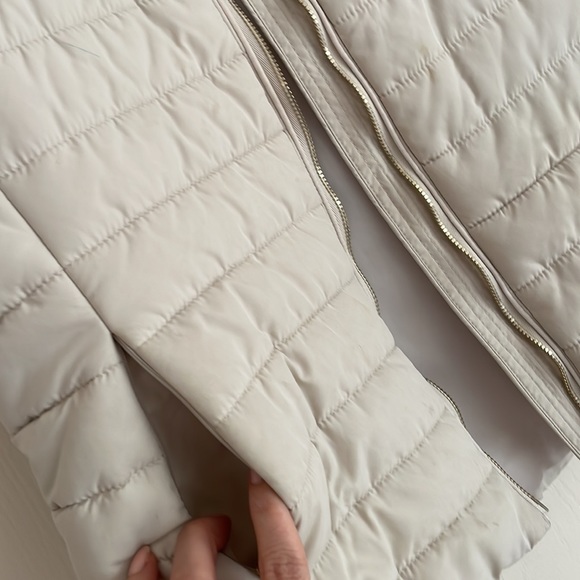 🌺 Witchery removable hood puffer vest size 6 - Picture 4 of 6